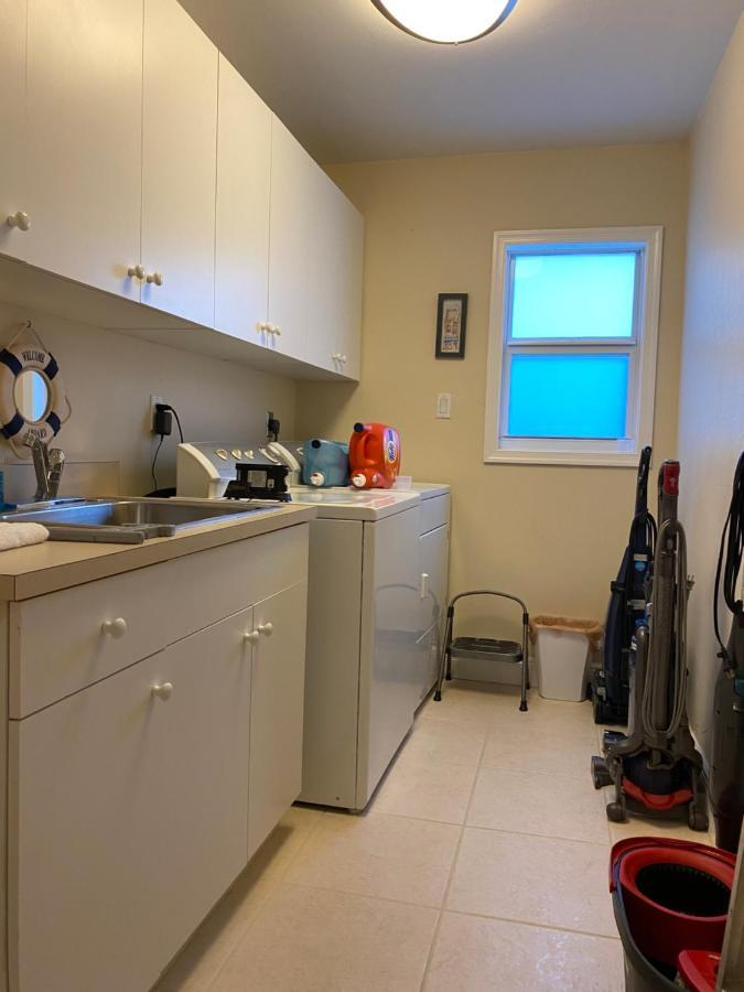 This Homestay Oasis Is The Cape'S Best Place To Stay Cape Coral Bagian luar foto