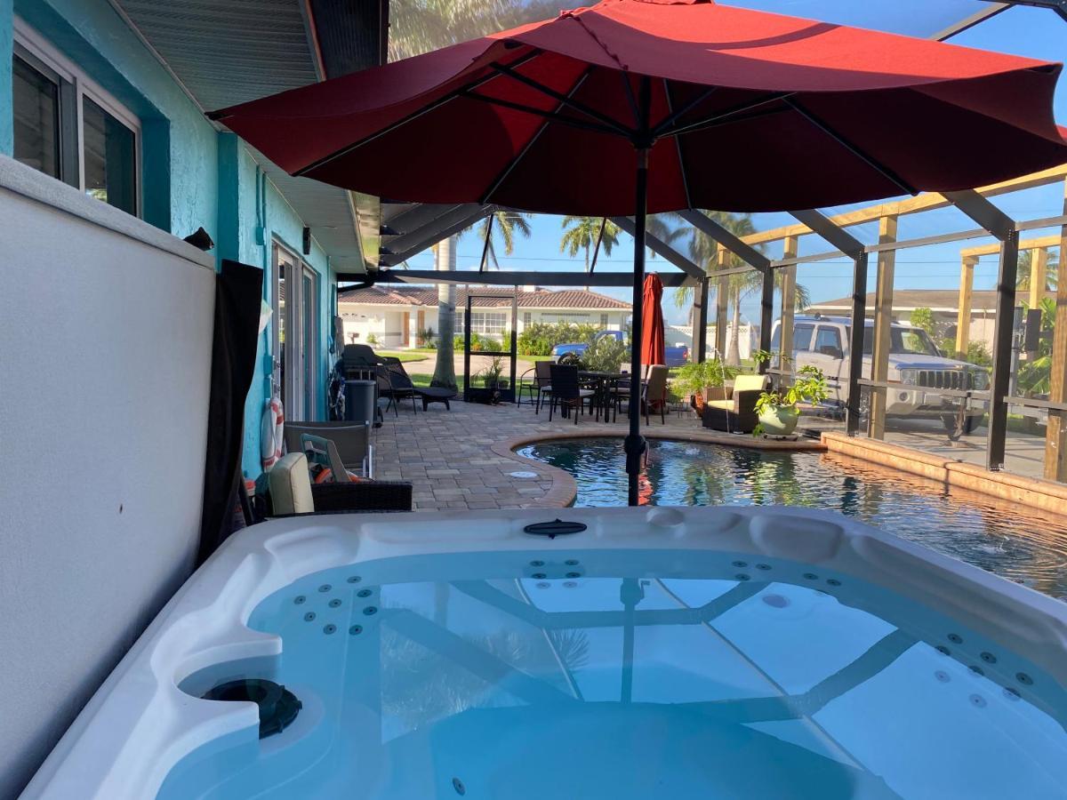This Homestay Oasis Is The Cape'S Best Place To Stay Cape Coral Bagian luar foto