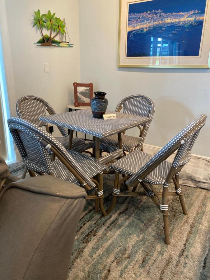This Homestay Oasis Is The Cape'S Best Place To Stay Cape Coral Bagian luar foto